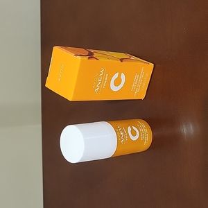 Anew Vitamin C Brightening Eye Cream